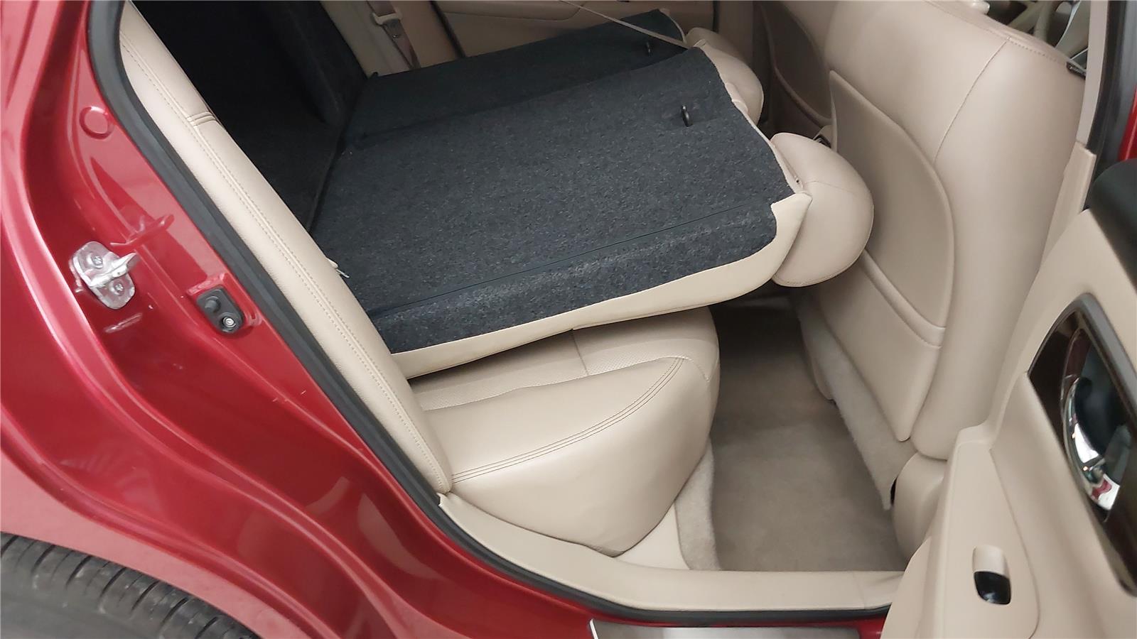 2014 Nissan Altima 2.5 SL Image 19 of 42