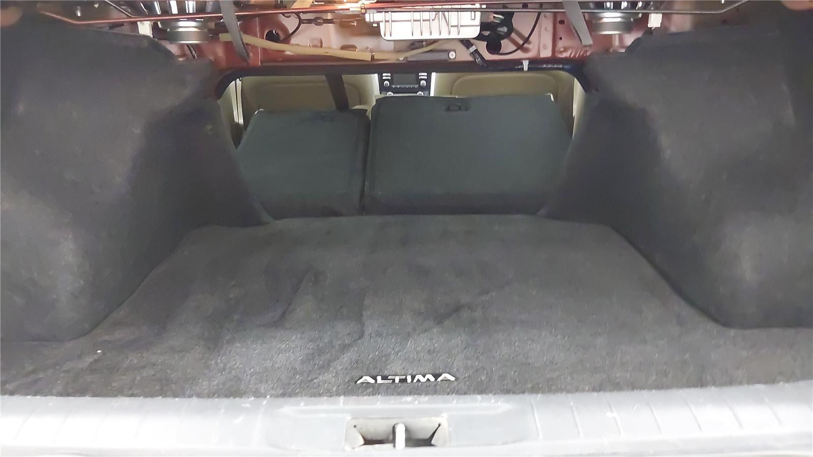 2014 Nissan Altima 2.5 SL Image 15 of 42