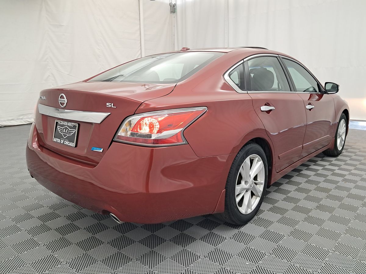 Vehicle image 4 of 36