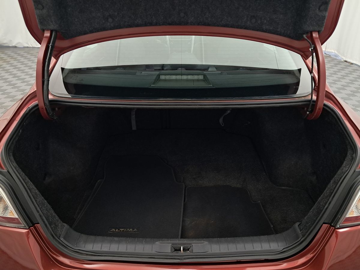 Vehicle image 6 of 36