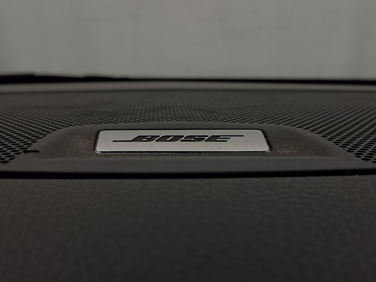 Vehicle image 27 of 36