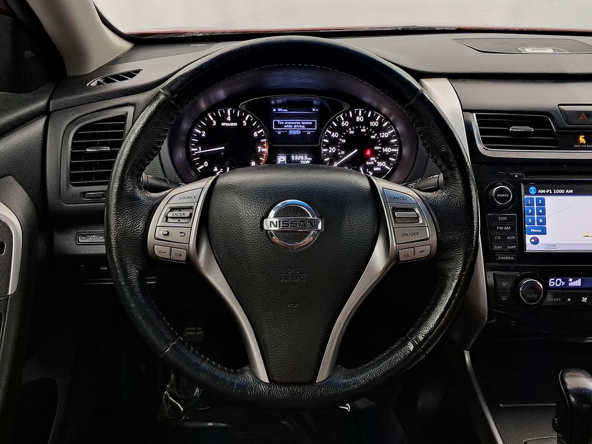 Vehicle image 24 of 36