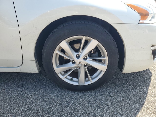 2014 Nissan Altima 2.5 SL Image 9 of 37