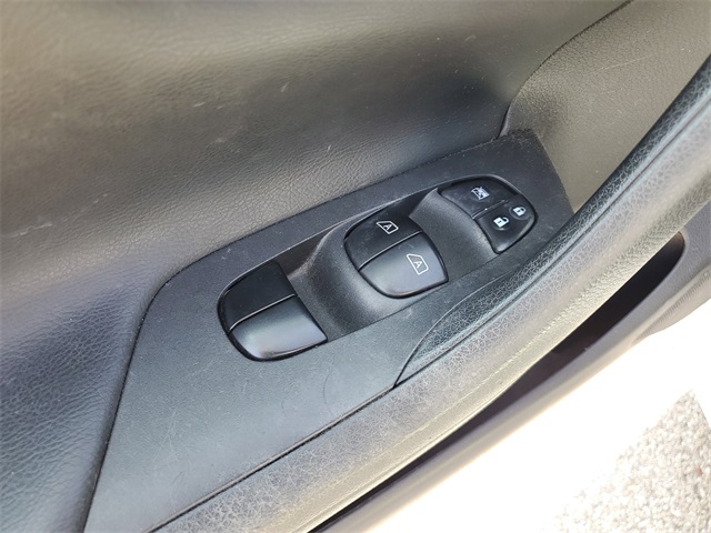 2014 Nissan Altima 2.5 SL Image 27 of 37