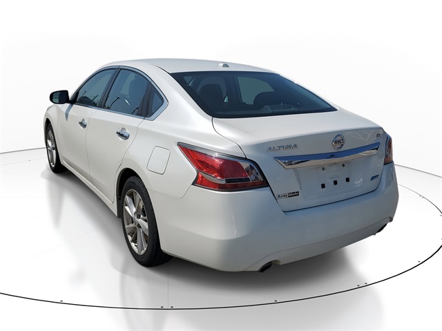 2014 Nissan Altima 2.5 SL Image 7 of 37