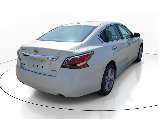 2014 Nissan Altima 2.5 SL Image 5 of 37