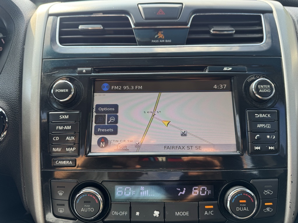 2014 Nissan Altima 2.5 SV Image 20 of 26