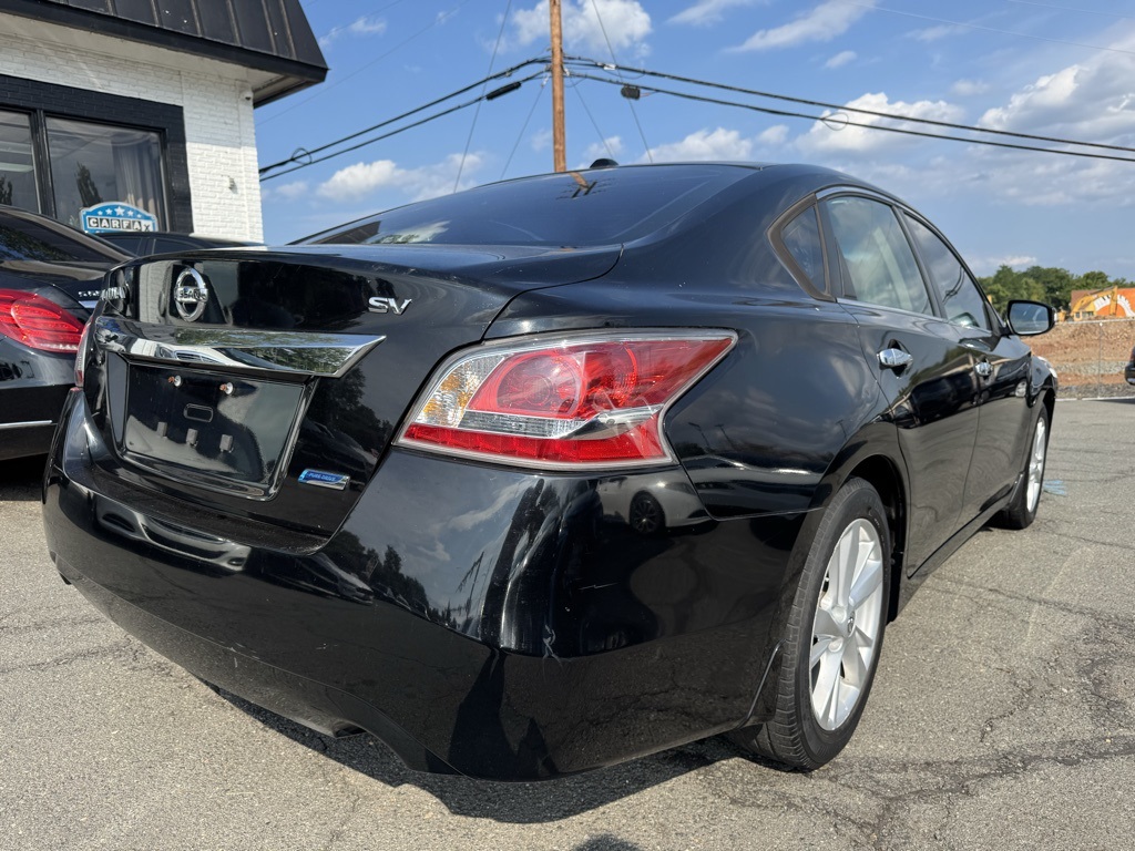 2014 Nissan Altima 2.5 SV Image 5 of 26