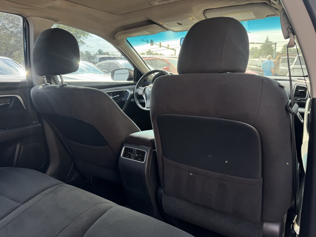 2014 Nissan Altima 2.5 SV Image 13 of 26