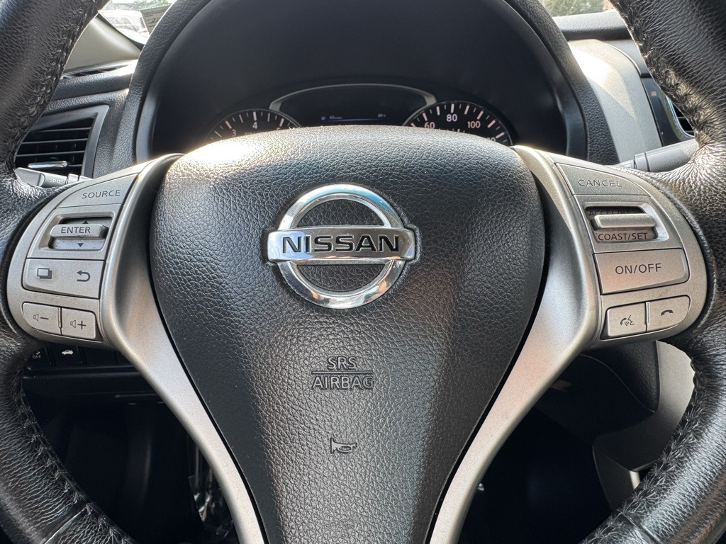 2014 Nissan Altima 2.5 SV Image 17 of 26