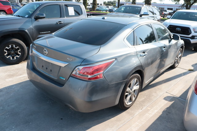2014 Nissan Altima 2.5 SV Image 6 of 11