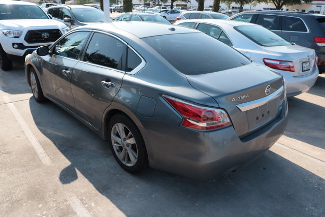 2014 Nissan Altima 2.5 SV Image 10 of 11