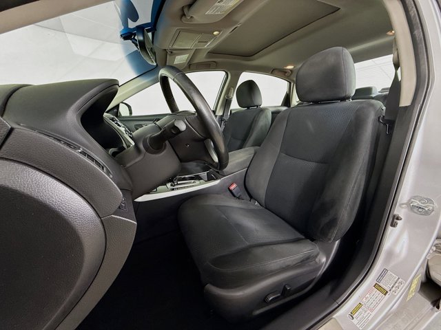 2014 Nissan Altima 2.5 SV Image 15 of 35