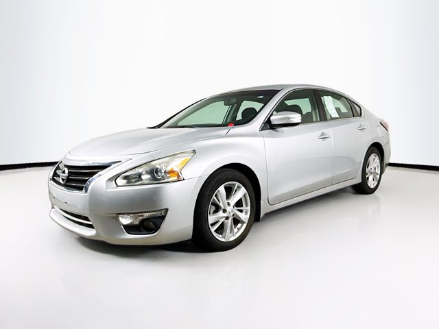 2014 Nissan Altima 2.5 SV Image 1 of 35
