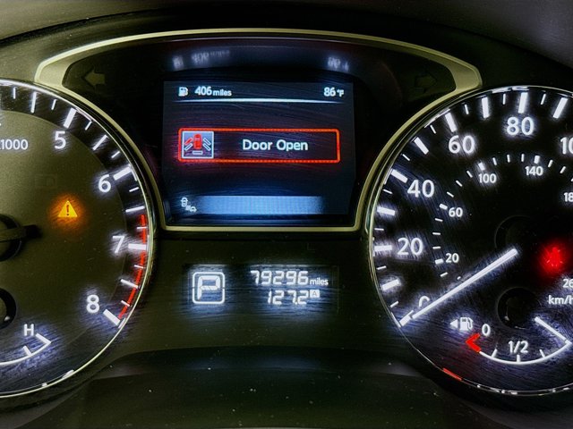 2014 Nissan Altima 2.5 SV Image 19 of 35