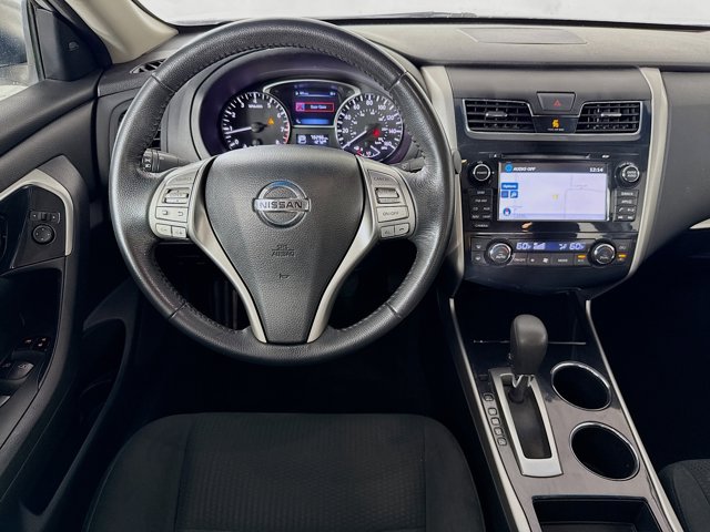 2014 Nissan Altima 2.5 SV Image 17 of 35