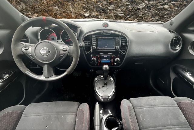 Vehicle image 15 of 33