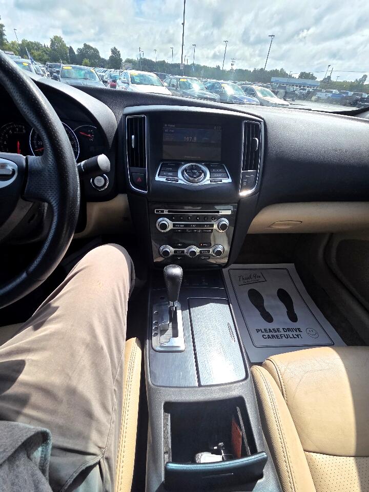 2014 Nissan Maxima 3.5 SV Image 12 of 30
