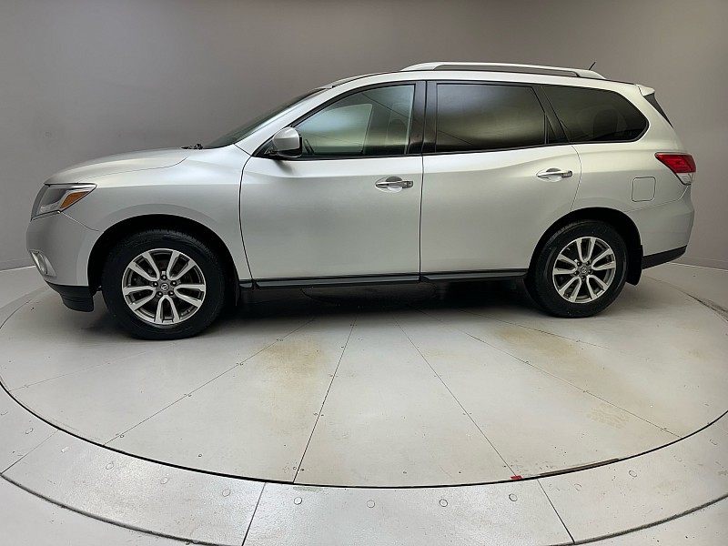 Vehicle image 8 of 39