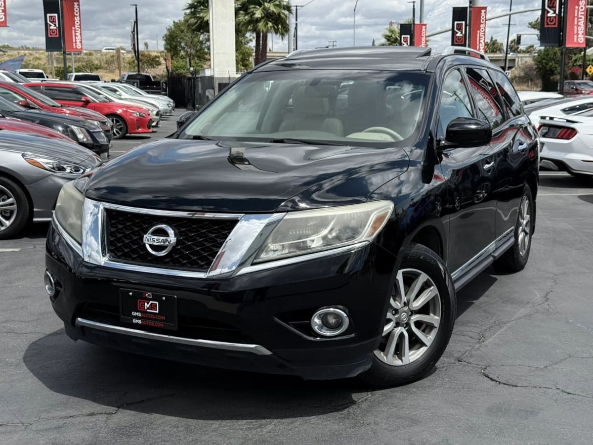 2014 Nissan Pathfinder SL Image 3 of 52