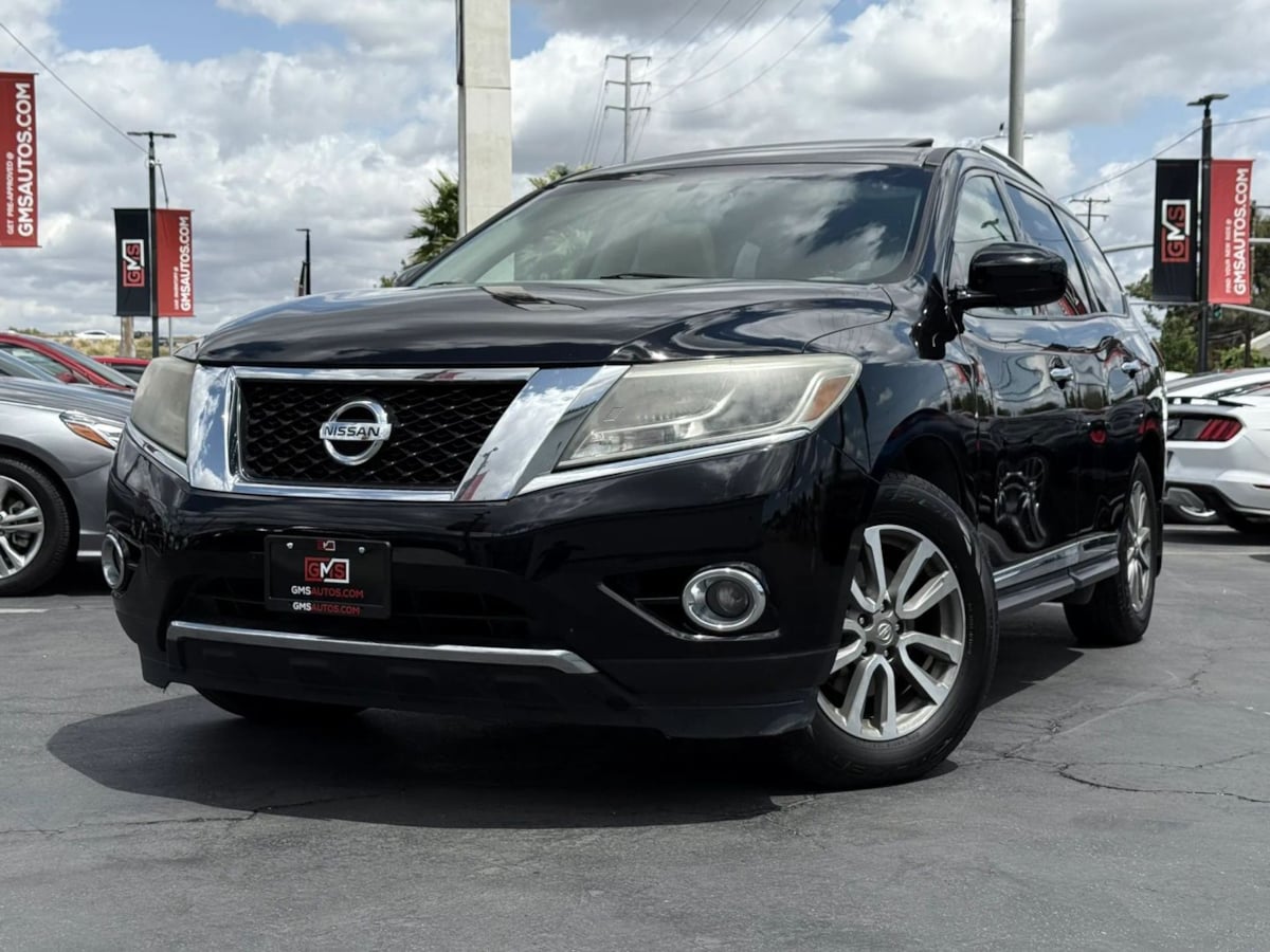 2014 Nissan Pathfinder SL Image 1 of 52