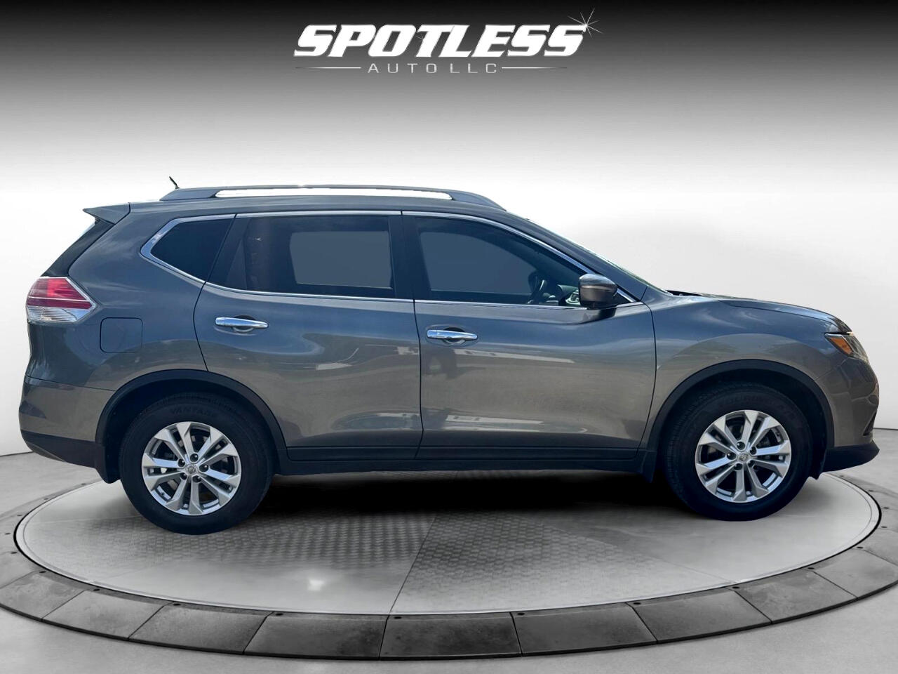 Vehicle image 6 of 29