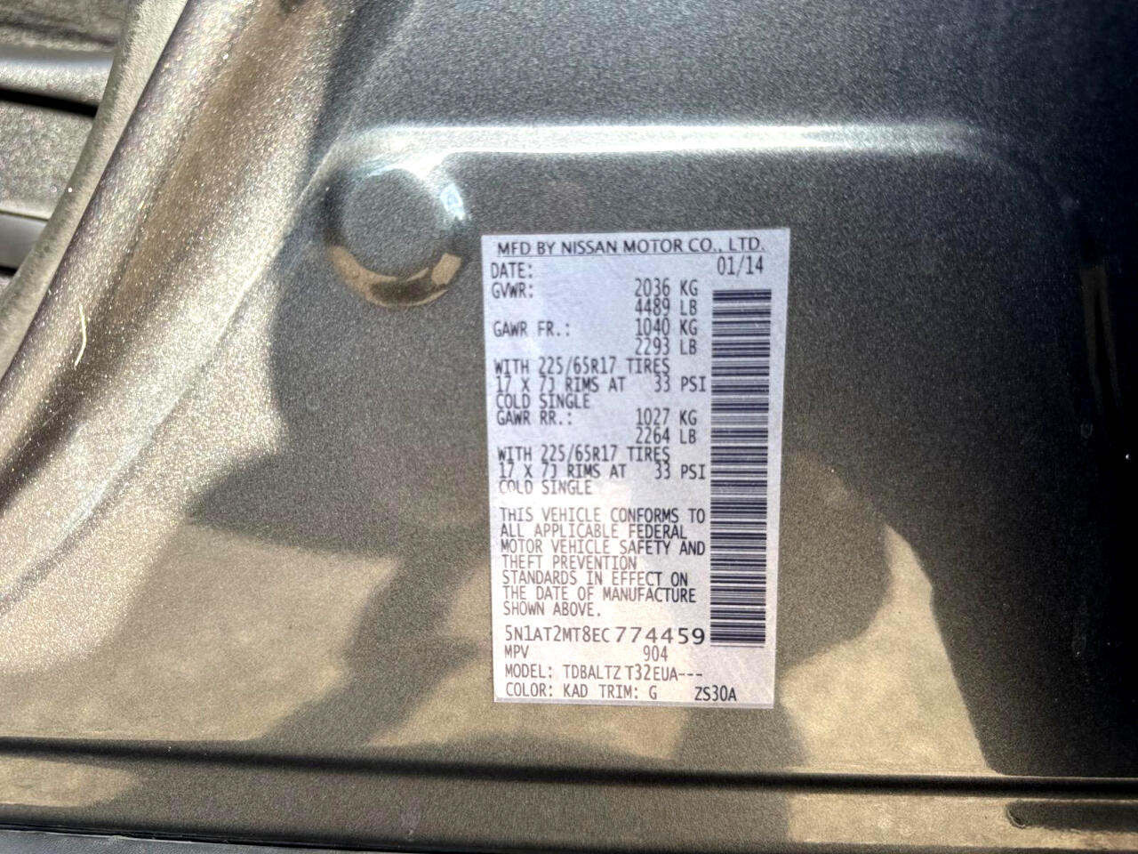 Vehicle image 17 of 29