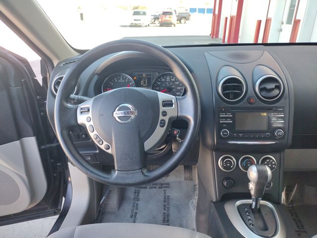 Vehicle image 14 of 34