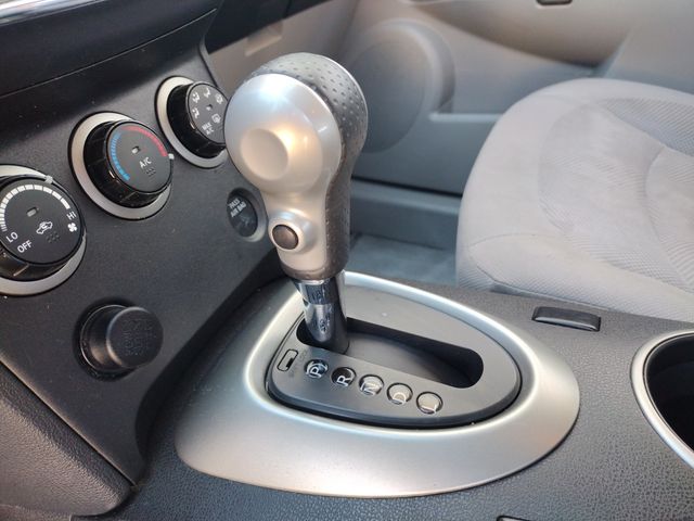 Vehicle image 24 of 34
