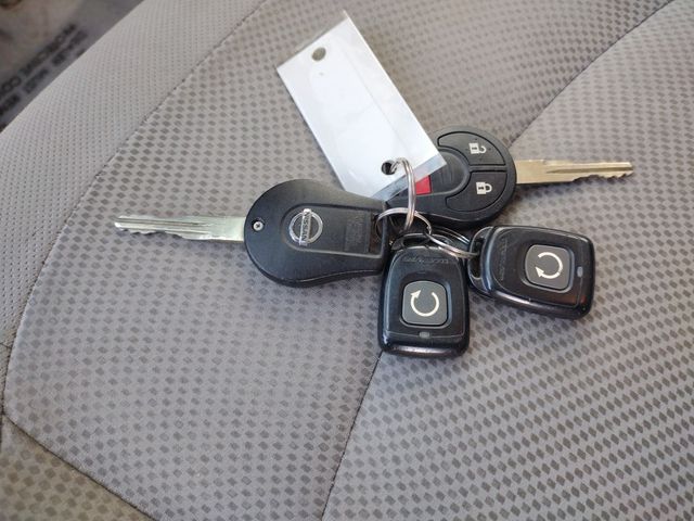 Vehicle image 29 of 34