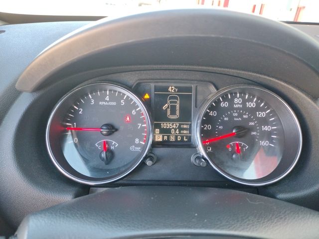 Vehicle image 16 of 34