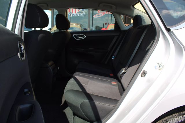 Vehicle image 23 of 36