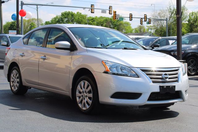 Vehicle image 3 of 36