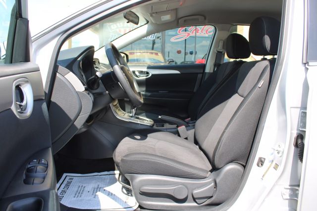 Vehicle image 9 of 36