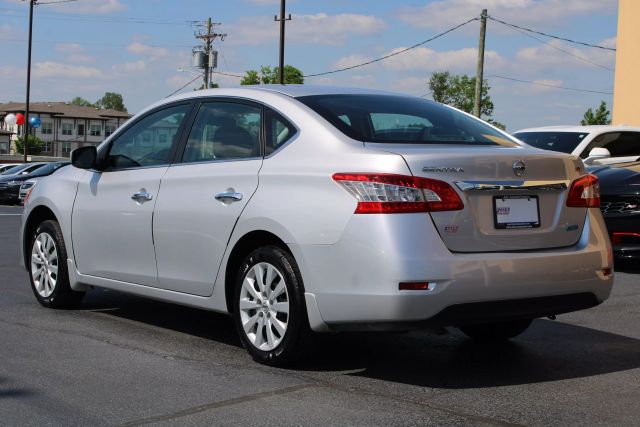 Vehicle image 6 of 36