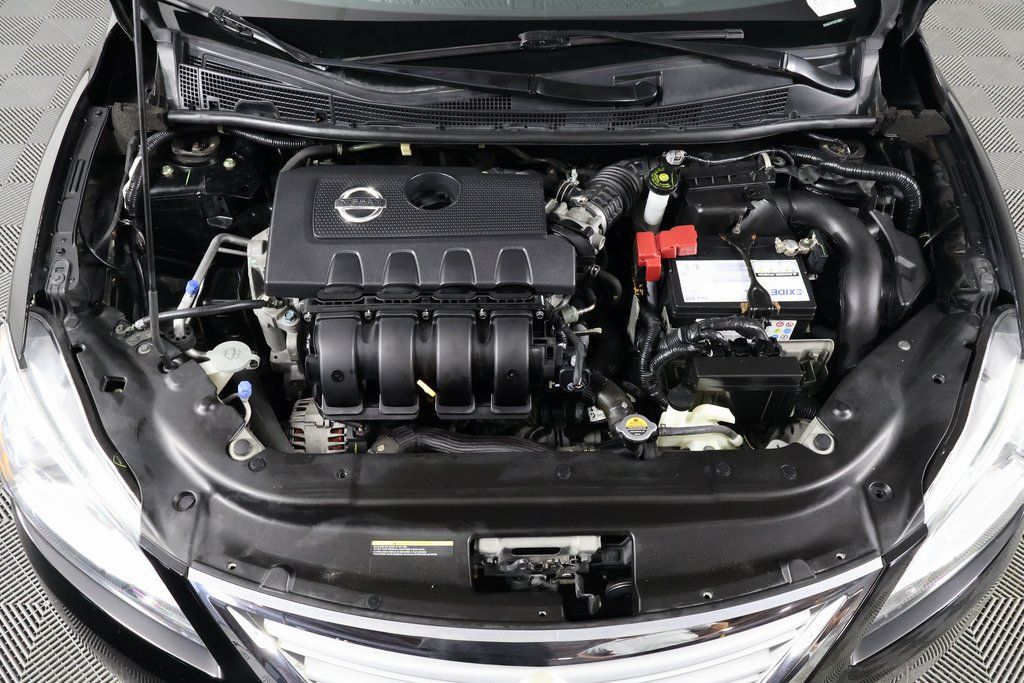 Vehicle image 14 of 16
