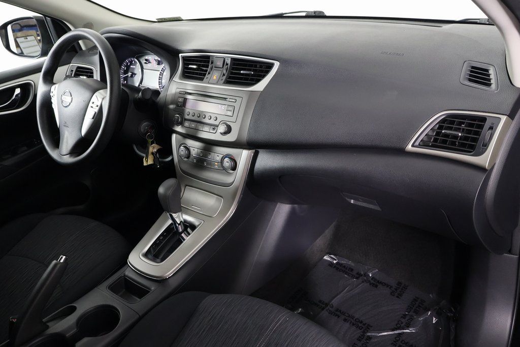 Vehicle image 8 of 16