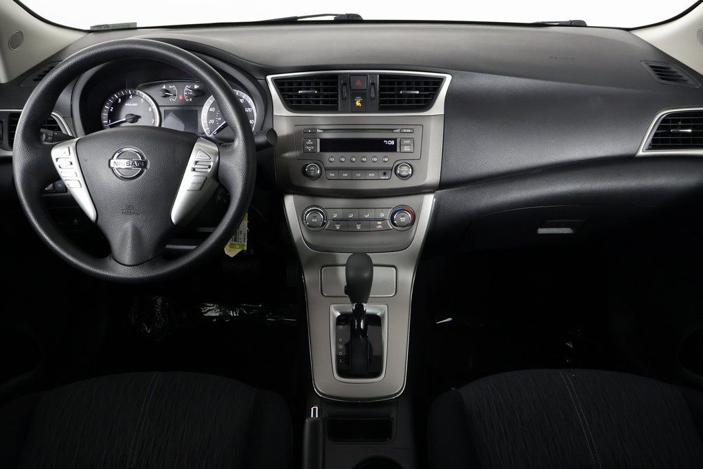 Vehicle image 7 of 16