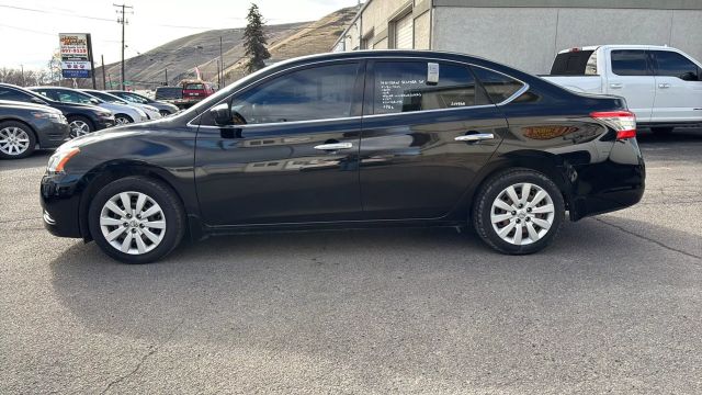 Vehicle image 7 of 18