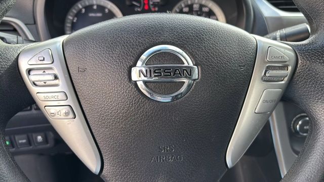 Vehicle image 12 of 18