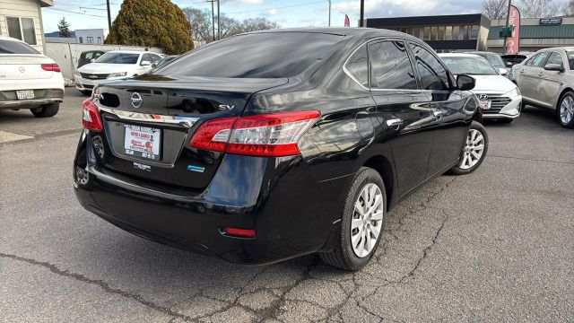 Vehicle image 4 of 18