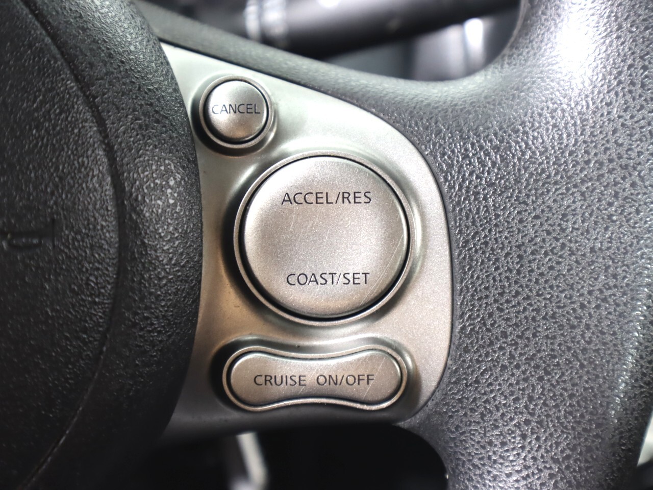 Vehicle image 12 of 31