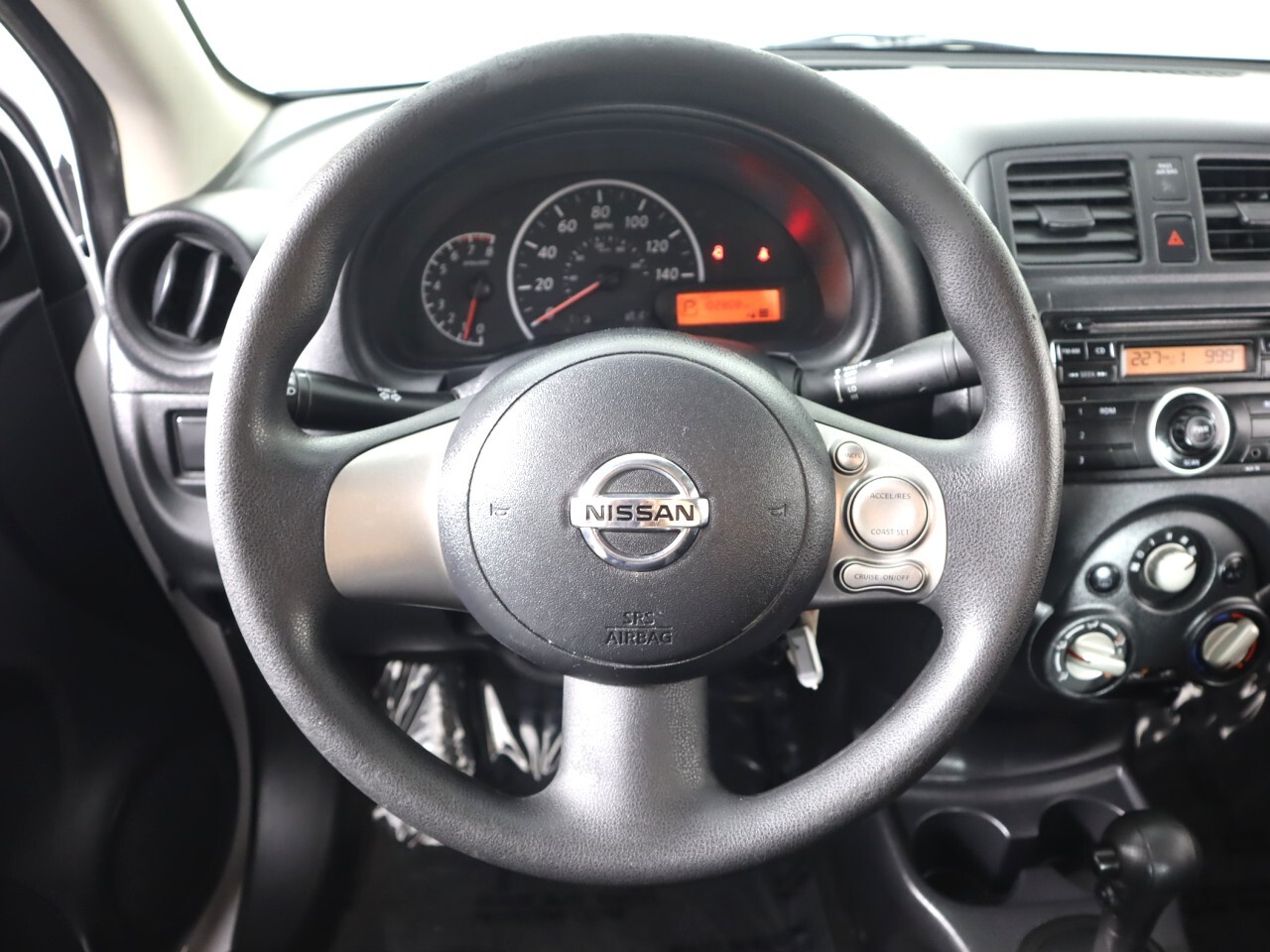 Vehicle image 11 of 31