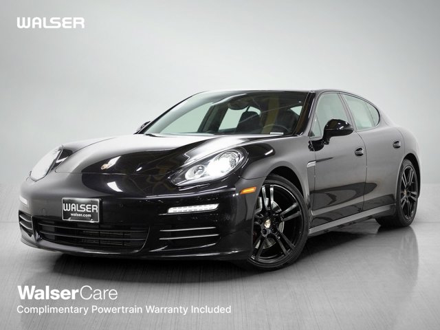 2014 Porsche Panamera 4 Image 1 of 29