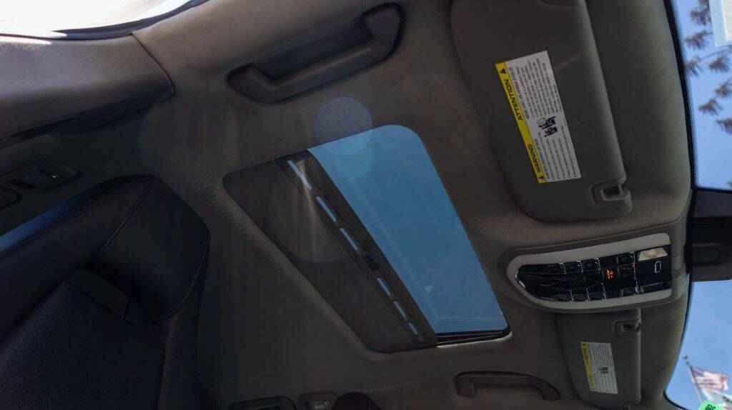 2014 Porsche Panamera Image 19 of 34