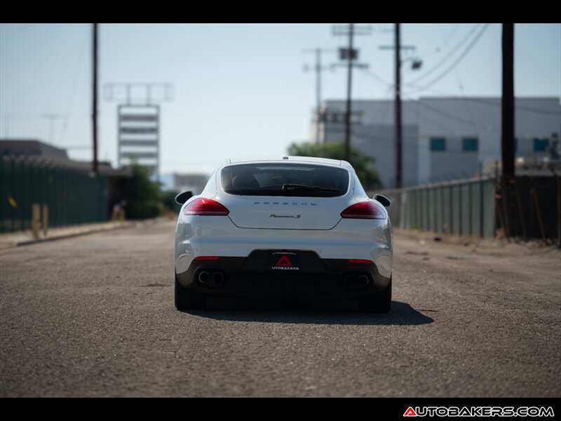 2014 Porsche Panamera E-Hybrid S Image 10 of 23