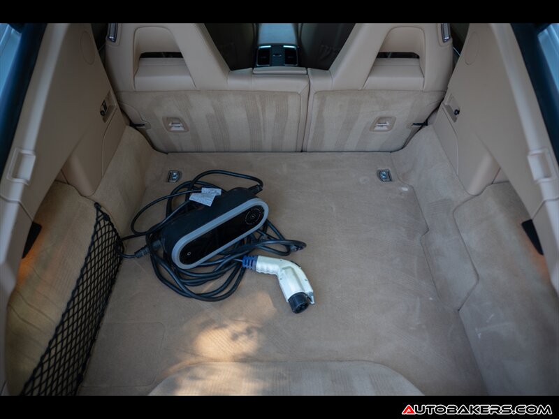 2014 Porsche Panamera E-Hybrid S Image 20 of 23