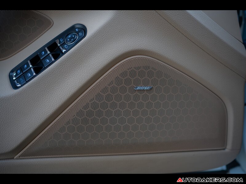 2014 Porsche Panamera E-Hybrid S Image 22 of 23