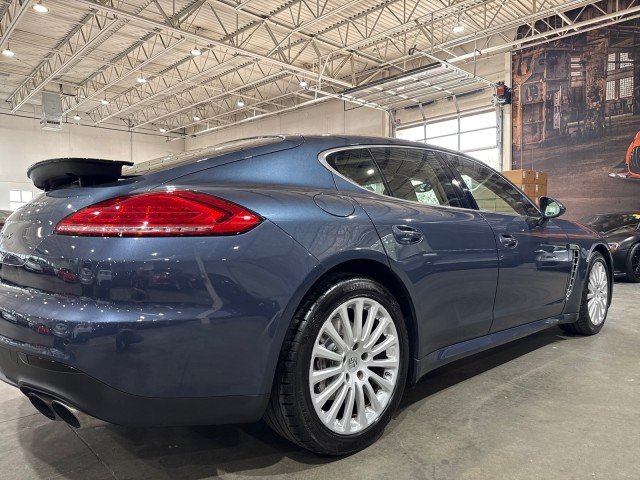 2014 Porsche Panamera S Image 14 of 85