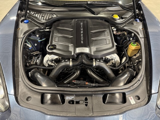 2014 Porsche Panamera S Image 27 of 85